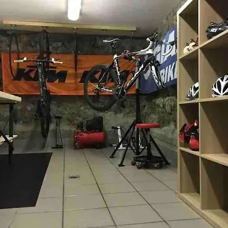 Taula Rainolter Casa Gavia 아파트 *
